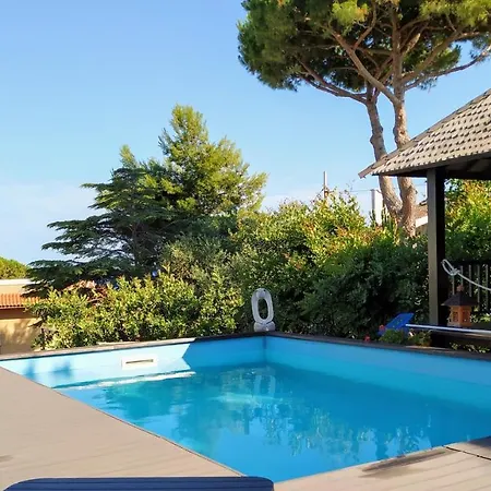 - Fontania Villa
